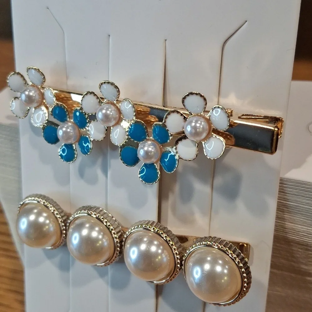 Elegant Faux Pearl & Floral Hair Clip Set